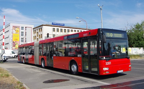 Veľký výpredaj starých autobusov! Vozidlá už za tisíc eur, za MAN či Solaris zaplatíte 4 tisíc