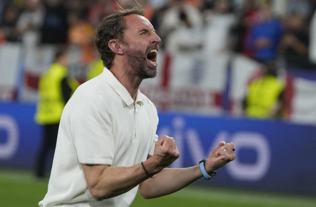 Čelil kritike od odborníkov aj pohárom s pivom, Southgate však dostal Anglicko do finále ME vo futbale (foto)