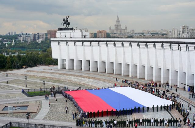 Pri Moskve sa zrútilo dopravné lietadlo, zomreli traja členovia posádky