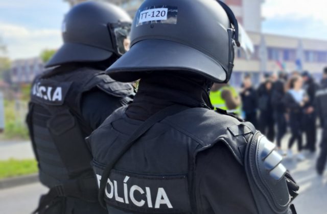 Policajti sa chystajú na dva futbalové zápasy, tresty pre výtržníkov môžu byť až dvojnásobné