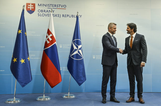 Slovensko posudzuje na zabezpečenie systémov protivzdušnej obrany už len dve ponuky, oznámil Kaliňák (video+foto)