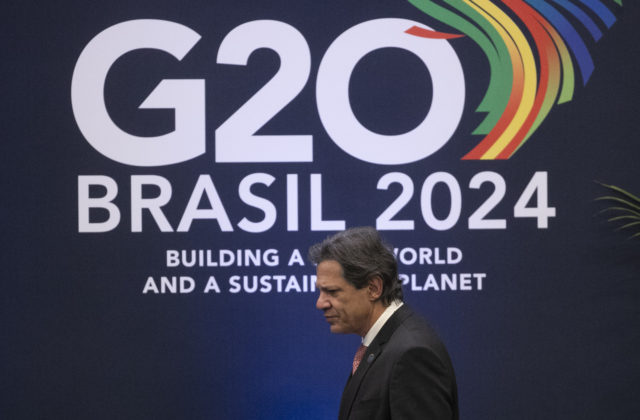 Ministri financií skupiny G20 chcú efektívne zdaňovať superbohatých, peniaze by využili aj na boj proti zmene klímy