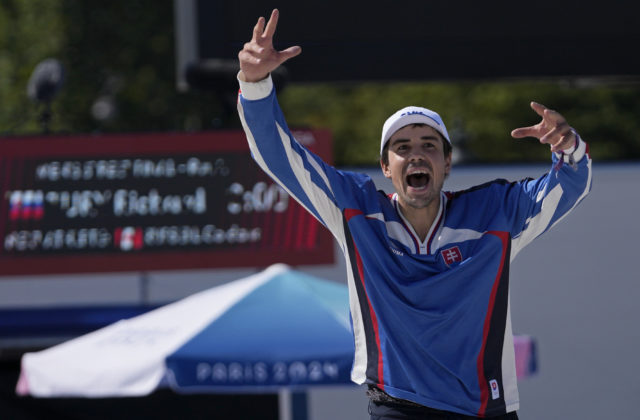 Fantastický olympijský debut, slovenský skejtbordista Tury si vybojoval účasť vo finále (foto)