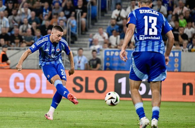 Slovan po postupe do Ligy majstrov podľahol Žiline 0:5, tréner Weiss odmietol kritizovať svoje mužstvo (video)