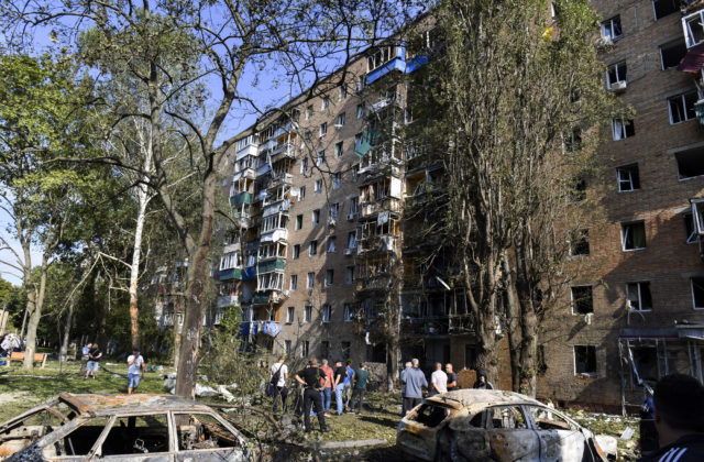 Ruský raketový útok na Kyjevskú oblasť zabil muža a jeho 4-ročného syna