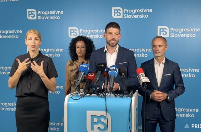 Zapíšte sa do dejín inak, než len ako slepé črevo strany Smer-SD. Progresívci vyzývajú stranu Hlas-SD na rekonštrukciu vlády (video)