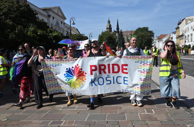 Dúhový pochod Pride Košice 2024 prebehol pokojne a bez narušení verejného poriadku, informuje polícia (foto)