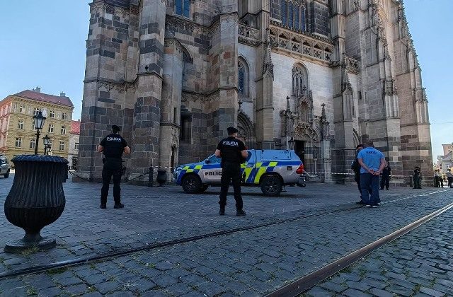 V Dóme sv. Alžbety v Košiciach nahlásili bombu, polícia prijala okamžité opatrenia (foto)