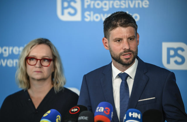 Progresívne Slovensko by tesne vyhralo nad Ficovým Smerom, Republika opäť porástla