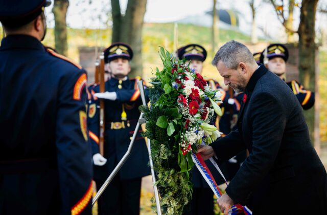 Peter Pellegrini si pri príležitosti Medzinárodného dňa vojnových veteránov uctil pamiatku obetí prvej svetovej vojny