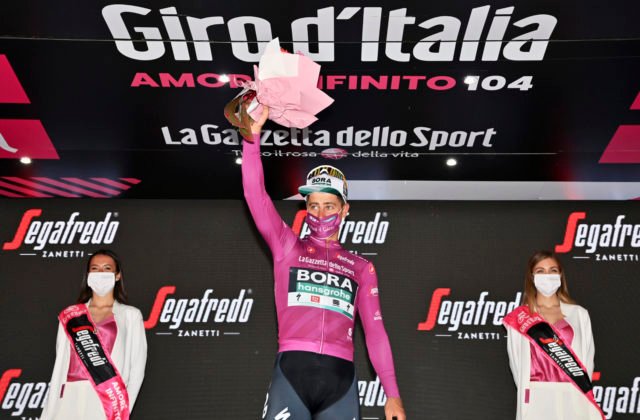Peter Sagan úspešne dokončil Giro d’Italia a spečatil zisk cyklámenového dresu za prvenstvo v bodovacej súťaži