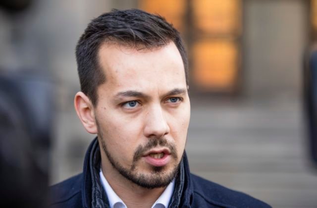 Juraj Šeliga nemá v úmysle uchádzať sa o post predsedu strany Za ľudí, môže sa to však zmeniť