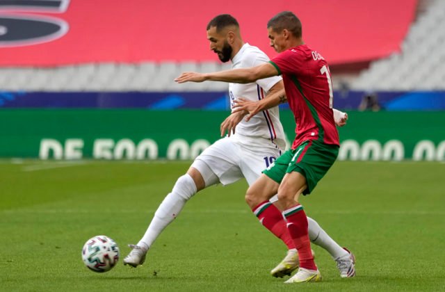 Francúzi na ME vo futbale zrejme bez Benzemu, ale našli stratený strelecký potenciál Girouda  (video)