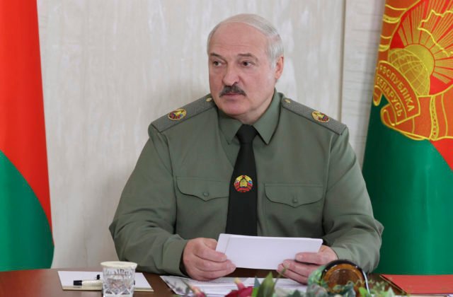 Referendum o novej ústave Bieloruska má byť vo februári 2022. Lukašenko sľúbil, že nepustí opozíciu k moci