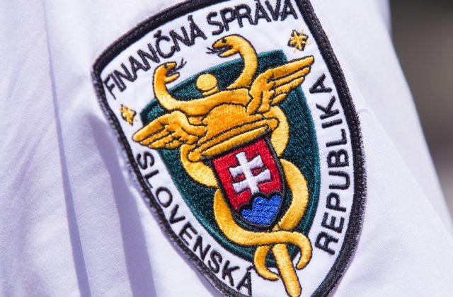 Slovensko na daniach prichádza ročne o miliardu eur, finančná správa má medzery v kontrolách