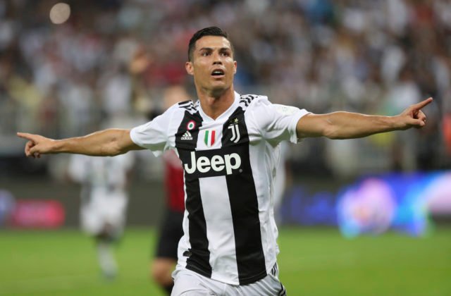 Ronaldo vyvrátil špekulácie o odchode z Juventusu. O pár dní ho môžu očakávať na tréningu, odkazuje