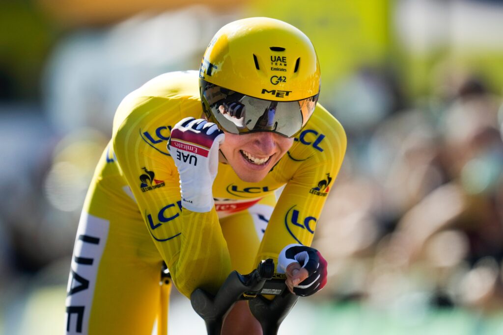 Časovku na Tour de France zvládol najlepšie van Aert, Pogačar prakticky obhájil celkový triumf