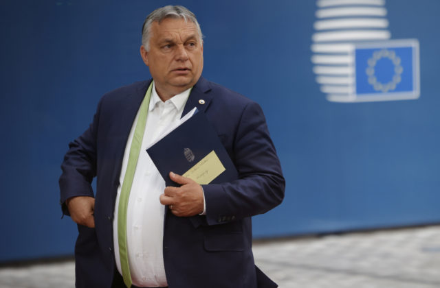 Orbán reaguje na kritiku, k spornému zákonu proti LGBT komunite plánuje vyhlásiť referendum