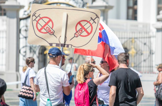 Smer nečaká podľa Beňovej vylúčenie z radov Európskych socialistov, protest v Košiciach neorganizuje s extrémistami