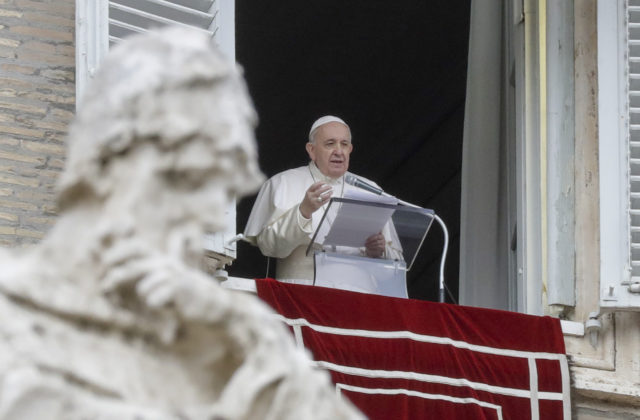 Pápež František odsúdil útok na Kapitol, tento prípad ho ohromil