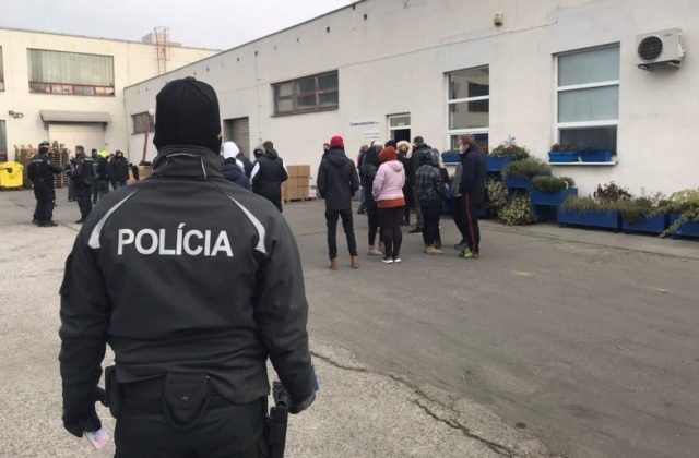 Polícia registruje na Slovensku od začiatku roka dvetisíc prípadov porušenia zákazu vychádzania