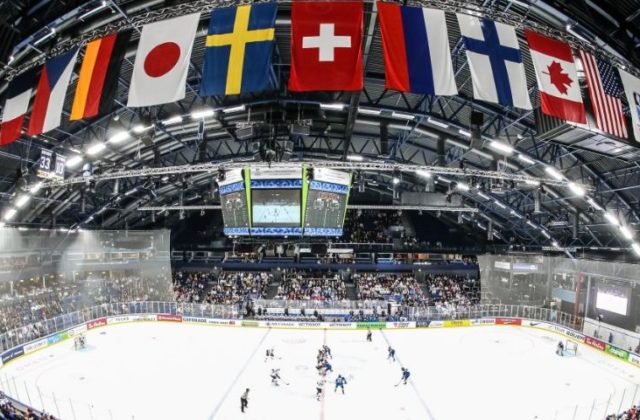 Majstrovstvá sveta v hokeji budú v Rige bez fanúšikov, vyhlásil premiér Kariňš