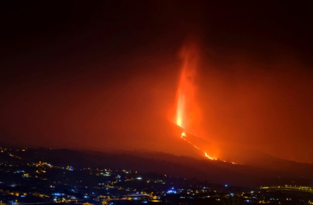 Sopka na La Palme zničila viac ako 500 budov, podľa vedcov vstúpila do fázy nízkej aktivity