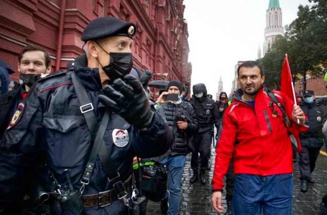 Ruskí komunisti napadli výsledky internetového hlasovania parlamentných volieb v Moskve