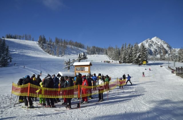 Lyžiarske strediská vo Vysokých Tatrách začali s prípravou na zimnú sezónu, zasnežovať už môžu v novembri