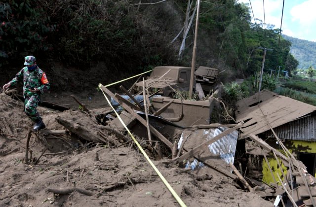 Zemetrasenie udrelo na indonézskom ostrove Bali, ničilo domy a vyžiadalo si ľudské obete
