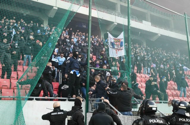 Vstup na športové podujatia bude za prísnejších pravidiel a výtržníkom hrozia o stovky eur vyššie pokuty