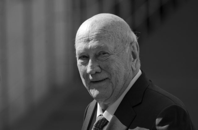 Zomrel F.W. de Klerk, posledný juhoafrický apartheidový prezident