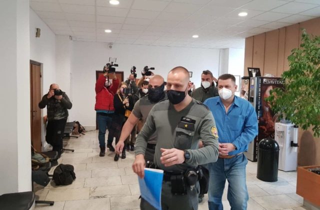 Bašternáka prepustia z väzenia, má však zákaz opustiť Slovensko a musí nosiť monitorovací náramok