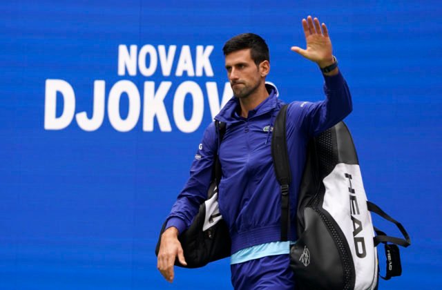 Nezaočkovanému Djokovičovi povolili účasť na Australian Open, dôvodom má byť jeho celiakia