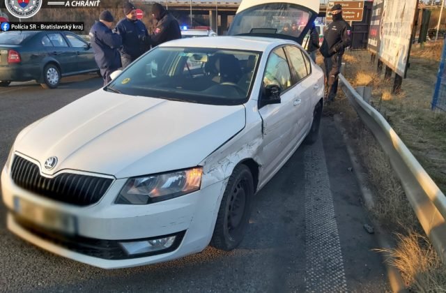 Maďarskí policajti si na slovenských cestách užili naháňačku, prenasledovali auto s migrantmi (foto)