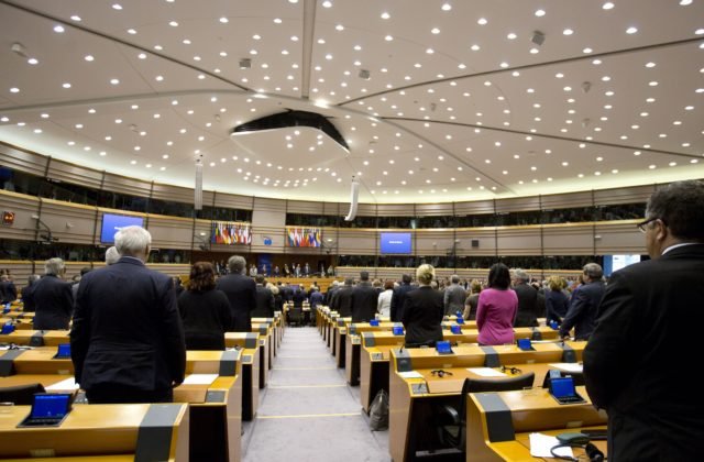 Korupčný škandál EÚ: Socialistický poslanec EP mal „životný štýl filmovej hviezdy“