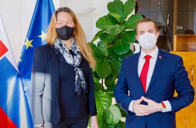 Klus: Slovensko bude so Švédskom zdieľať skúsenosti v boji proti dezinformáciám