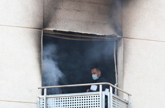 V španielskom domove dôchodcov vypukol požiar a vyžiadal si šesť obetí, vyhlásili tri dni smútku
