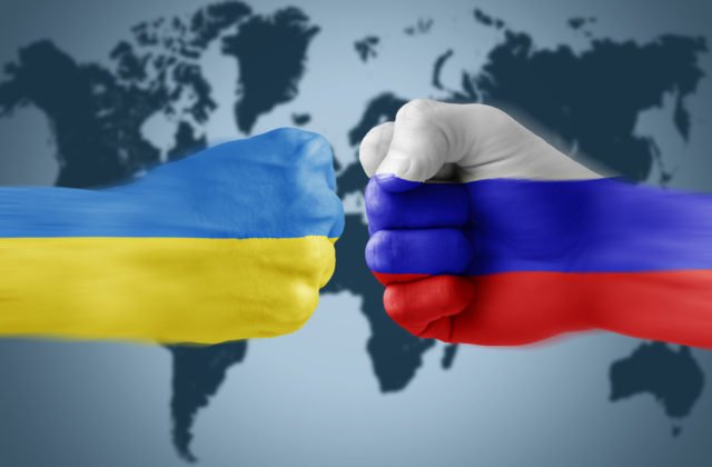 Ukrajina sa chce stretnúť s Ruskom a členmi OBSE, keďže Moskva stále nevysvetlila vojenské aktivity pri hraniciach