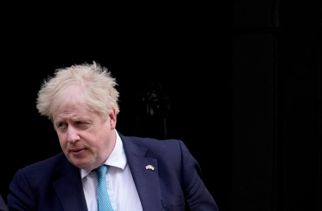 Boris Johnson sa tiež obáva použitia chemických zbraní na Ukrajine