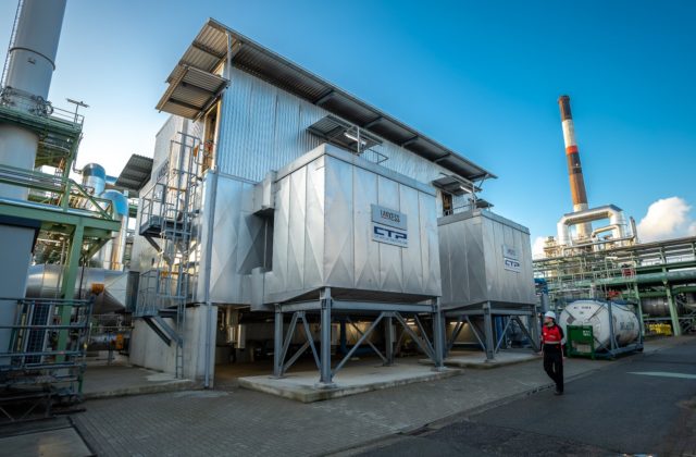 LANXESS otvára v Antverpách novú továreň na redukciu oxidu dusného