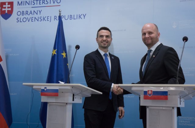 Slovinsko pošle na obranu Slovenska celú rotu vojakov s cieľom posilniť ochranu východného krídla NATO (video)