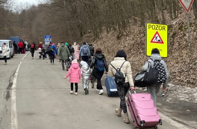 Deti z Ukrajiny sú ľahkou korisťou pre obchodníkov z ľuďmi, europoslanci žiadajú posilnenie ich ochrany