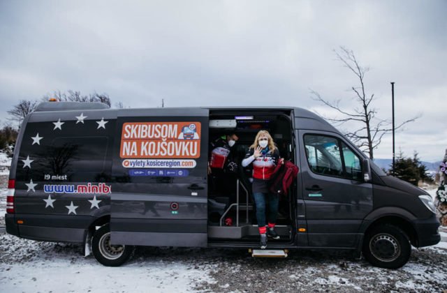 Skibus na Kojšovskú hoľu turisti túto zimu hojne využívali, prepravilo sa ich viac ako dvetisícsto