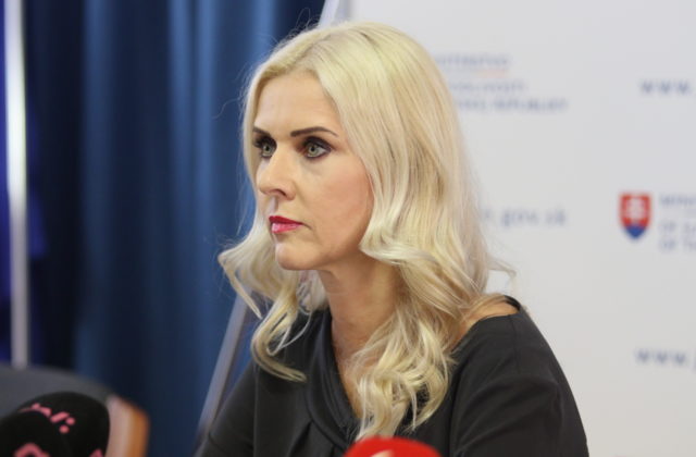 Proces s bývalou štátnou tajomníčkou Monikou Jankovskou v kauze Fatima sa má začať v auguste