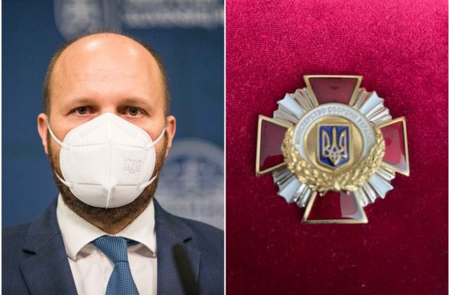 Naď dostal Medailu cti od ukrajinského ministra obrany Reznikova (foto)