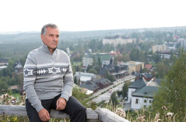 Prvým oficiálne známym kandidátom na post primátora mesta Vysoké Tatry je podnikateľ Alexander Gálfy