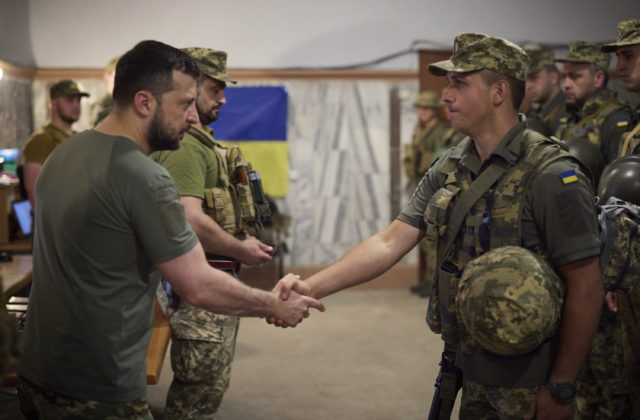 Ukrajinská armáda bude naďalej oslobodzovať okupované územia, Zelenskyj hovorí o jasných plánoch a krokoch vojenských operácií