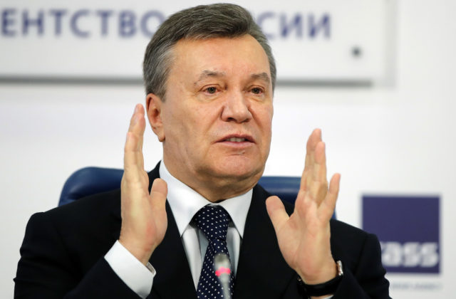 Ukrajinský exprezident Janukovyč a jeho syn sa ocitli na sankčnom zozname, za podporu Kremľa sa reštrikciám nevyhnú
