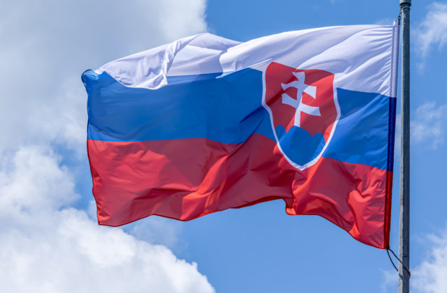 K akým národnostiam sa prihlásili ľudia na Slovensku? Najpočetnejšie zastúpenie majú východní Slovania